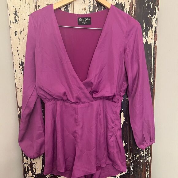 Nasty Gal Pants - Women’s Nasty Gal size small fuchsia romper.